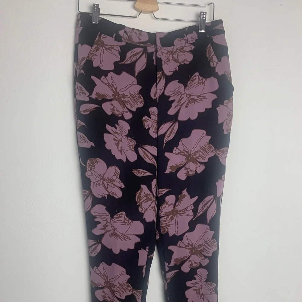 Flower Pants - Picture 3 of 8